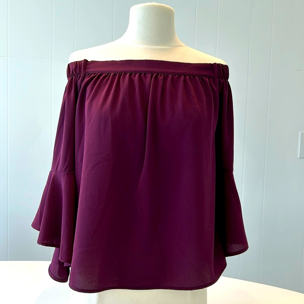 Sadie & Sage || Purple Off The Shoulder Blouse Size M